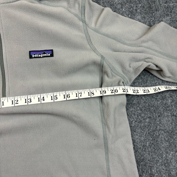 PATAGONIA Womens Lightweight Micro D Fleece Dove Grey 1/4 Zip size: Large - Picture 6 of 7